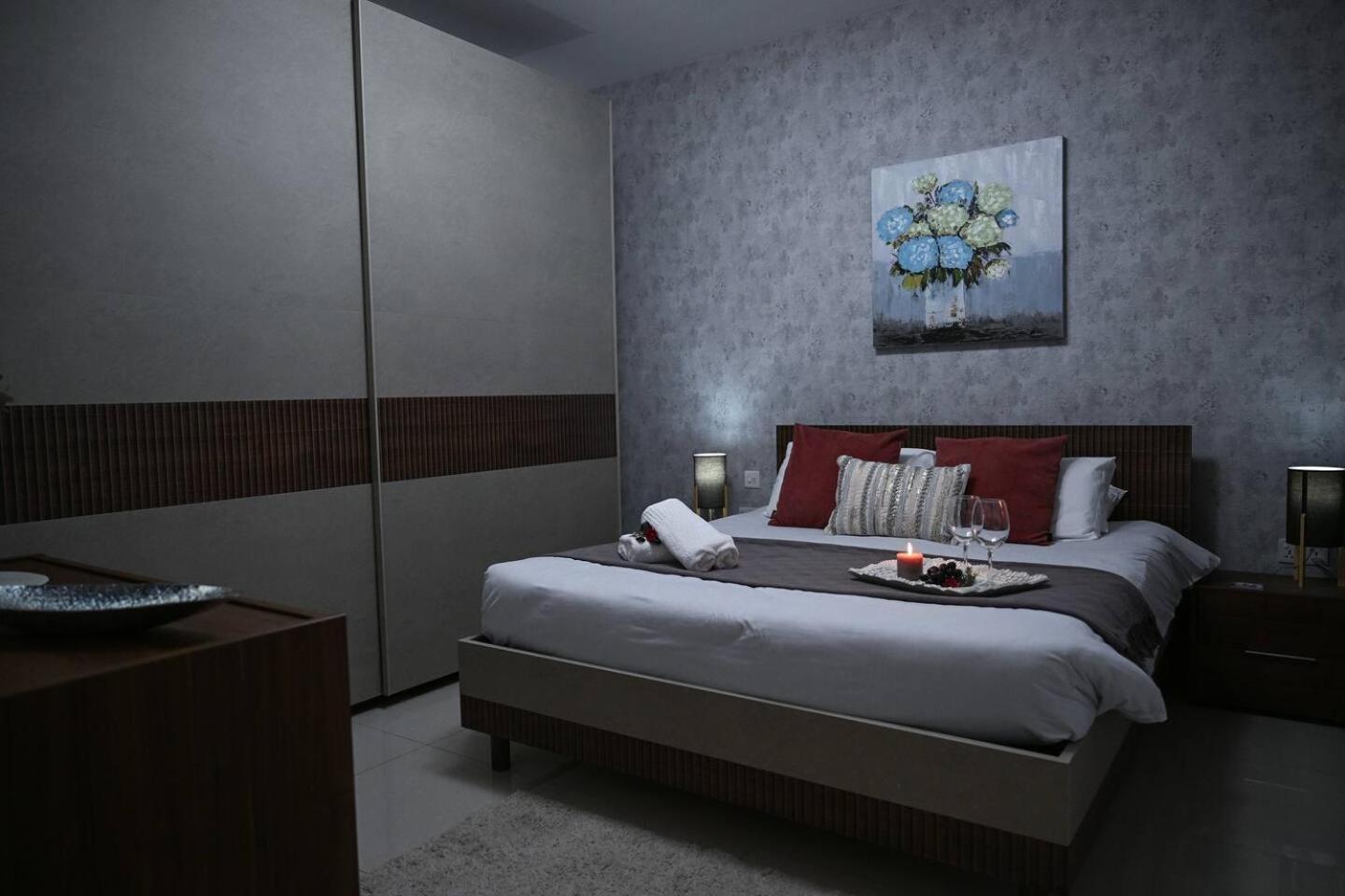Fl 3 Ta'Lonza Luxury With Hot Tub By Homely 멜리에하 외부 사진