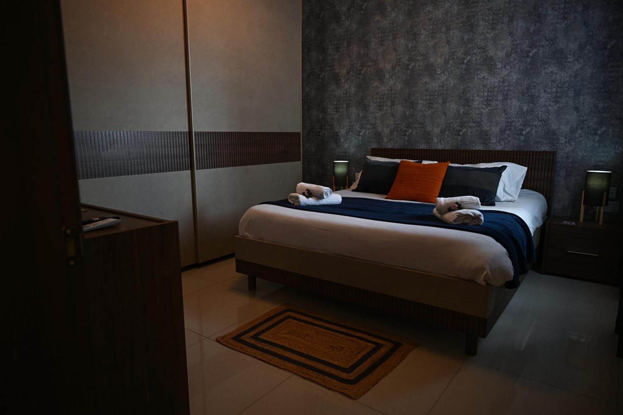 멜리에하 Ta'Lonza Luxury Near Goldenbay With Hot Tub App3 아파트 외부 사진