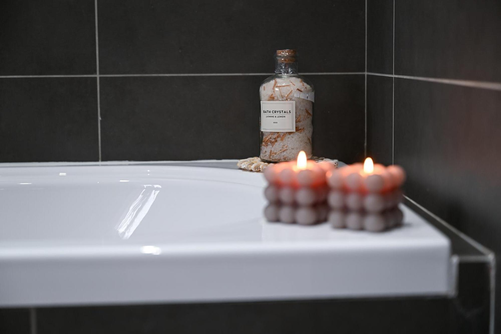 Fl 3 Ta'Lonza Luxury With Hot Tub By Homely 멜리에하 외부 사진